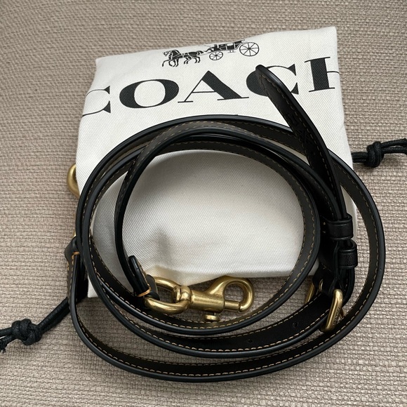 Coach Canteen Crossbody Bag in colour Black new without tags - Picture 15 of 15